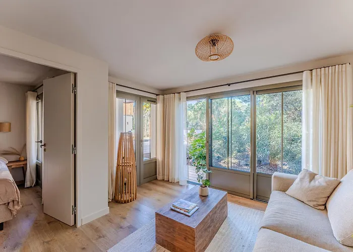 Βίλα New Luxury Villa, Outbuilding Lacanau