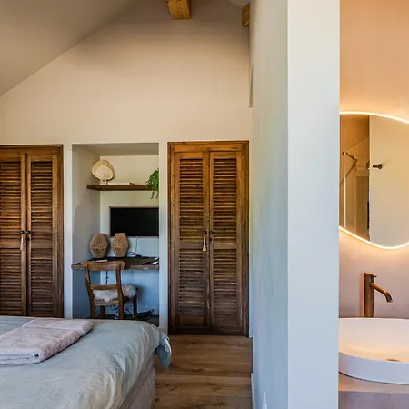 New Luxury Villa, Outbuilding Villa Lacanau