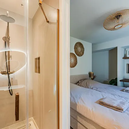 New Luxury Villa, Outbuilding Lacanau