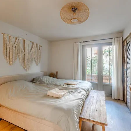 New Luxury Villa, Outbuilding Villa Lacanau