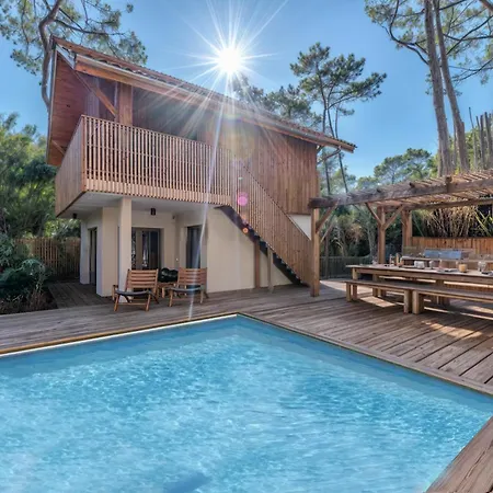 Villa New Luxury Villa, Outbuilding *
