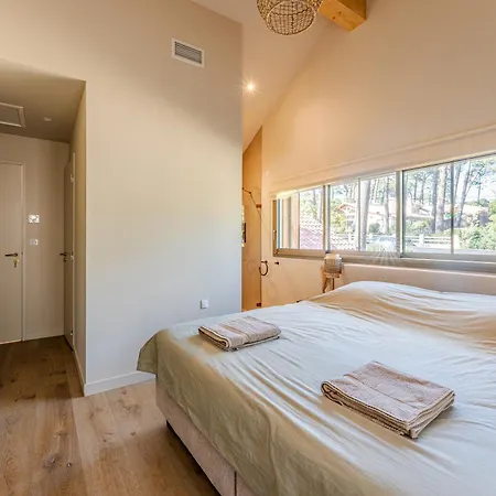 New Luxury Villa, Outbuilding Villa