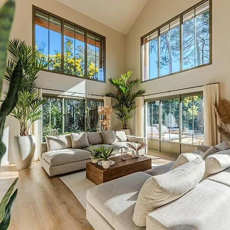 New Luxury Villa, Outbuilding Villa Lacanau