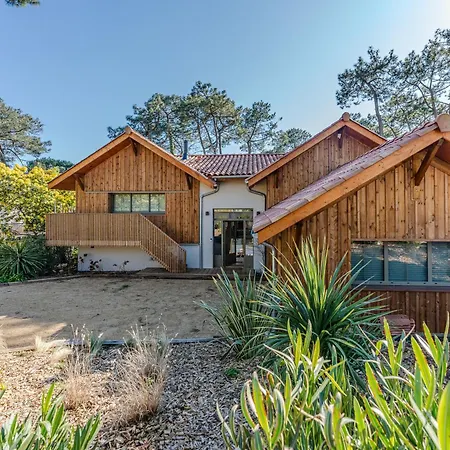 New Luxury Villa, Outbuilding Villa *