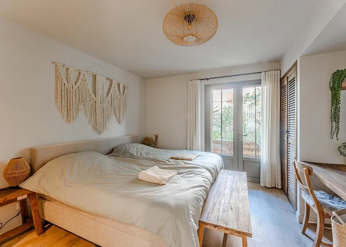 New Luxury Villa, Outbuilding Villa Lacanau